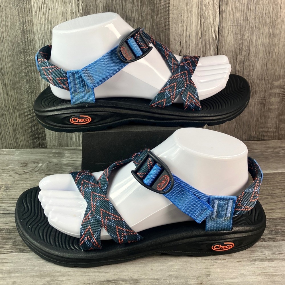 Chaco Z/Cloud Womens 9 Blue Geometric Strappy Hiking Sandals J106642